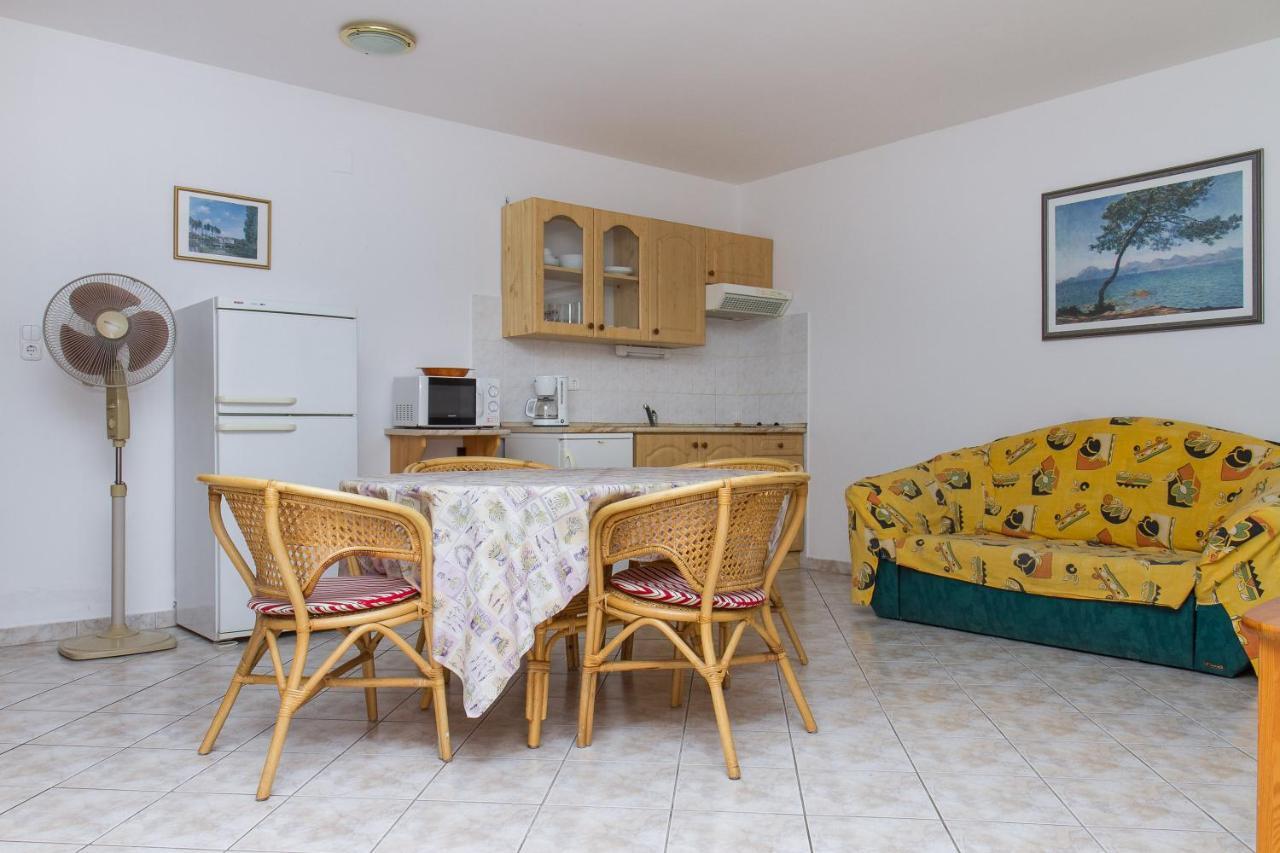 Familia Apartment 100/3 Балатонмариафюрдё Экстерьер фото